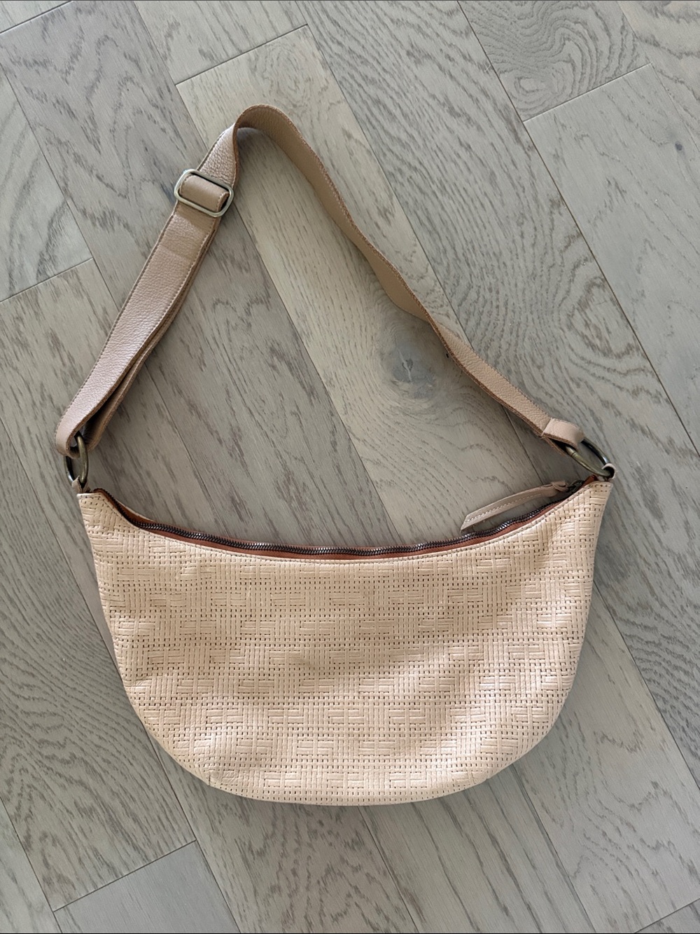 Neutral Woven Crossbody Bag with Adjustable Strap